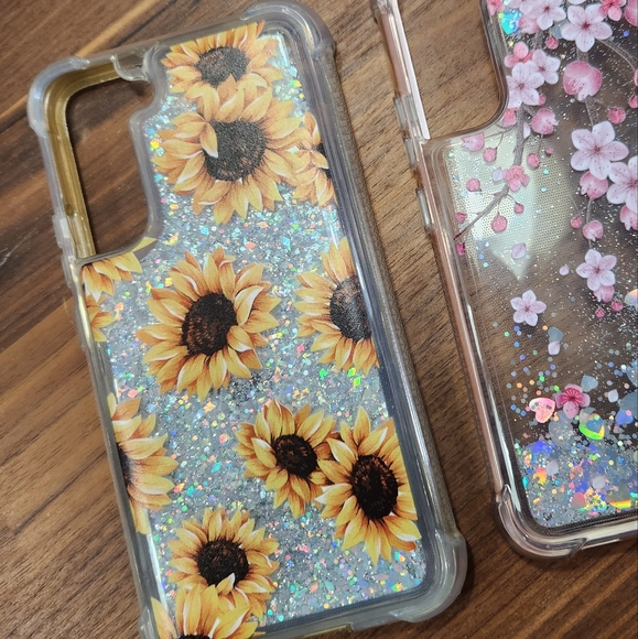 🌻Samsung S22+ sunflower flowing glitter phone case - Picture 1 of 7